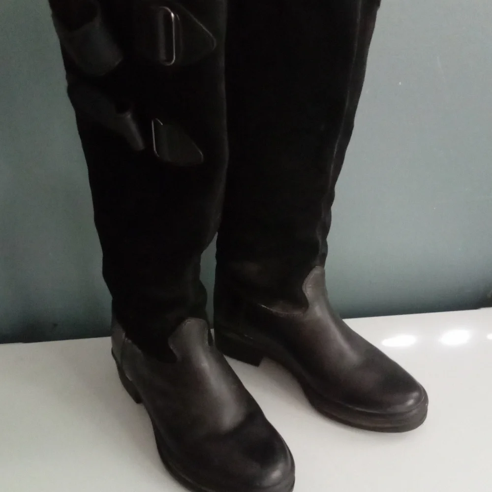 Ariat Black Leather Suede Buckle Knee High Boot Riding Equestrian Style Size 5.5